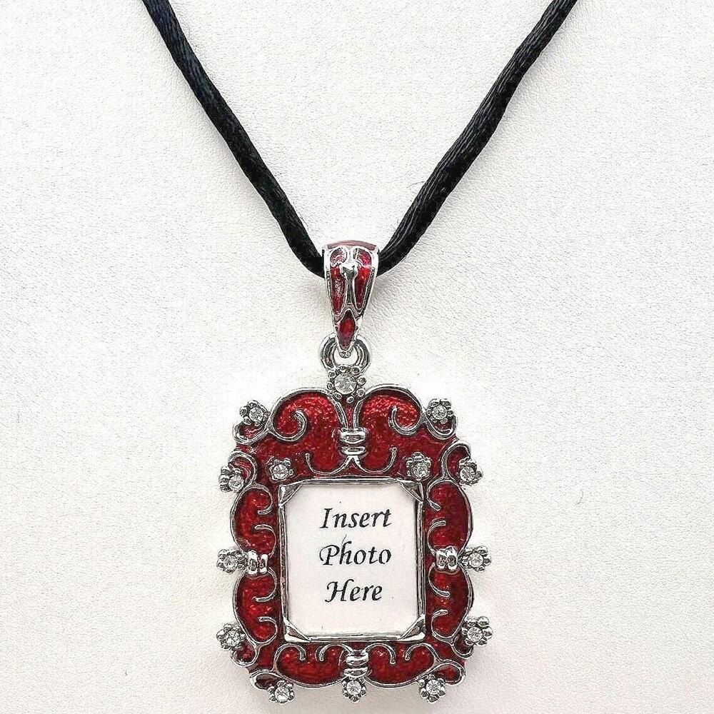 Vintage 90s Y2K Cookie Lee Red Enamel Picture Frame Locket Silver Tone Necklace